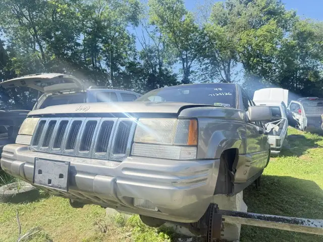 1998 Jeep Grand Cherokee LIMITED 4WD's photo