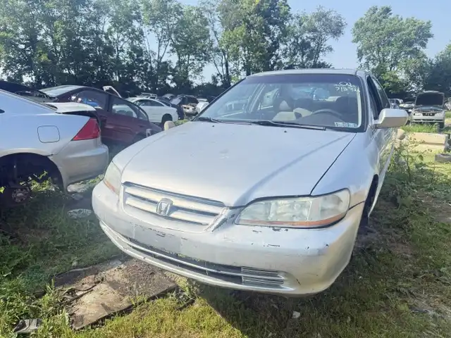 2002 Honda Accord EX SULEV 4AT w/Leather's photo