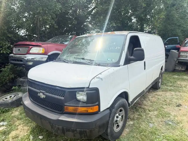 2008 Chevrolet Express 1500 Work Van's photo