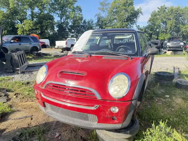 2003 MINI Cooper Cooper S's photo