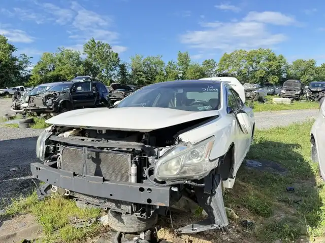 2012 Nissan Maxima 3.5 SV's photo