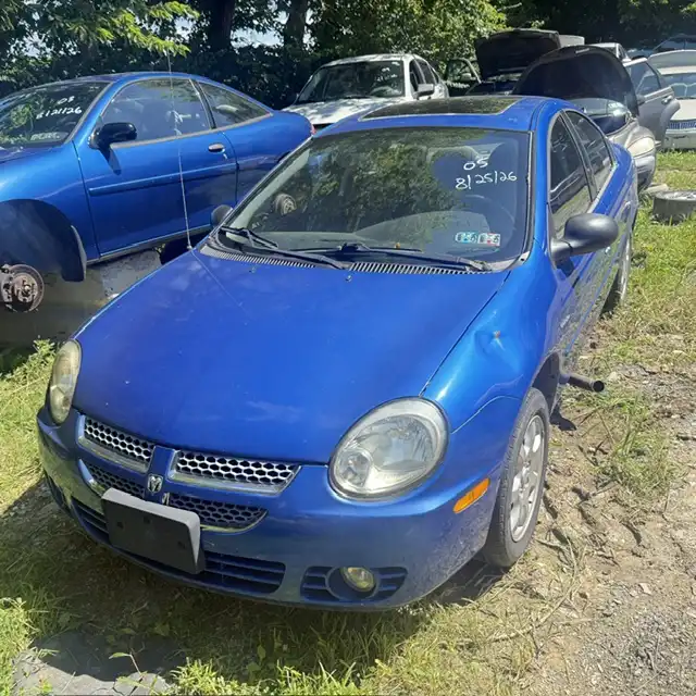 2005 Dodge Neon SXT's photo