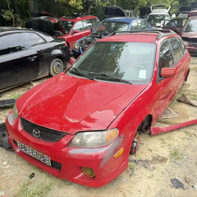 2002 Mazda Protege Base's photo
