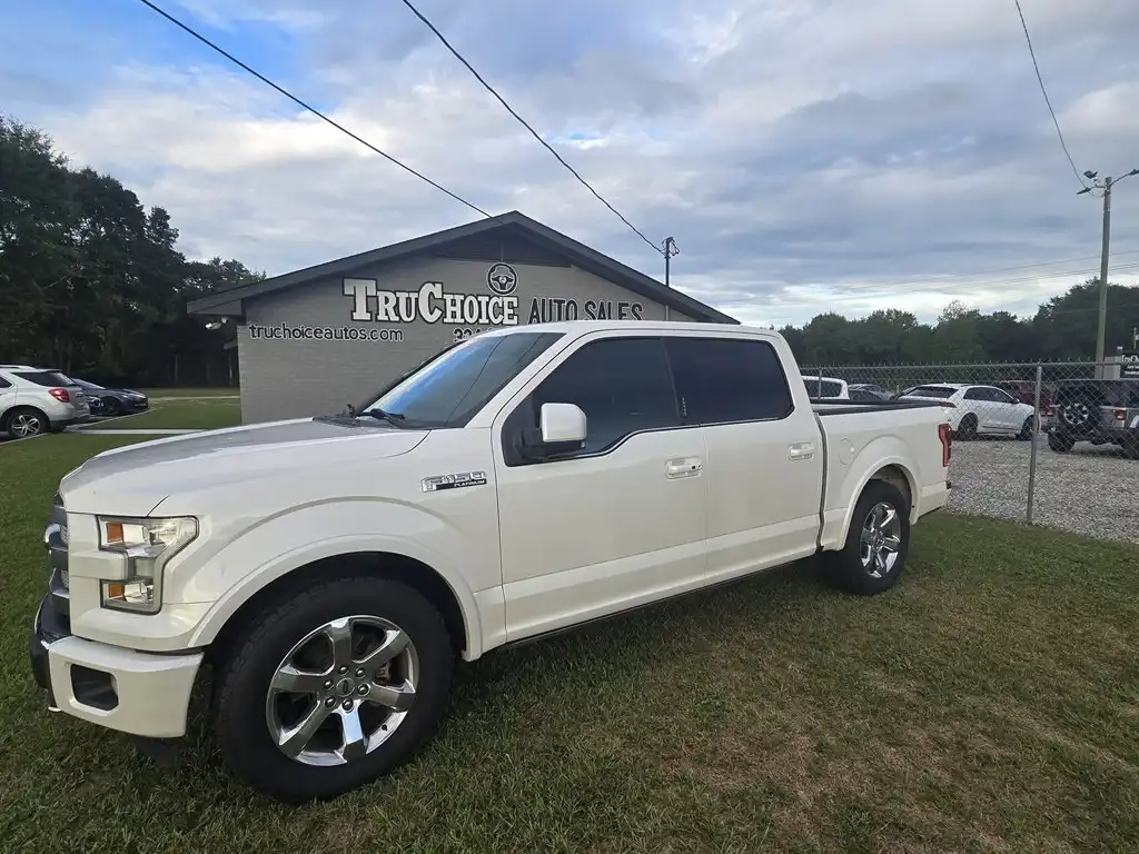 2017 Ford F-150 Platinum 4WD SuperCrew 5-1/2' Box's photo