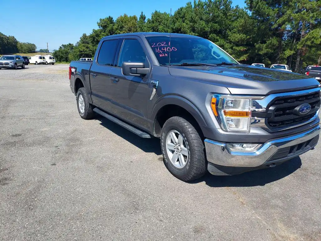 2021 Ford F-150 XLT 4WD SuperCrew 5-1/2' Box's photo