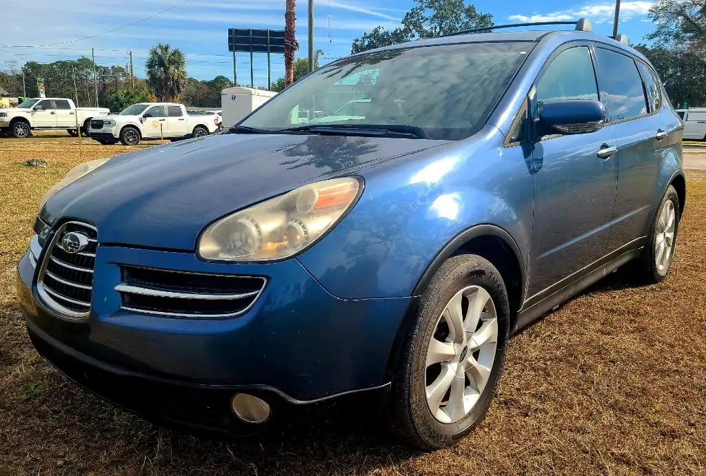 2006 Subaru B9 Tribeca Limited 5-Pass (Desert Beige Interior)'s photo