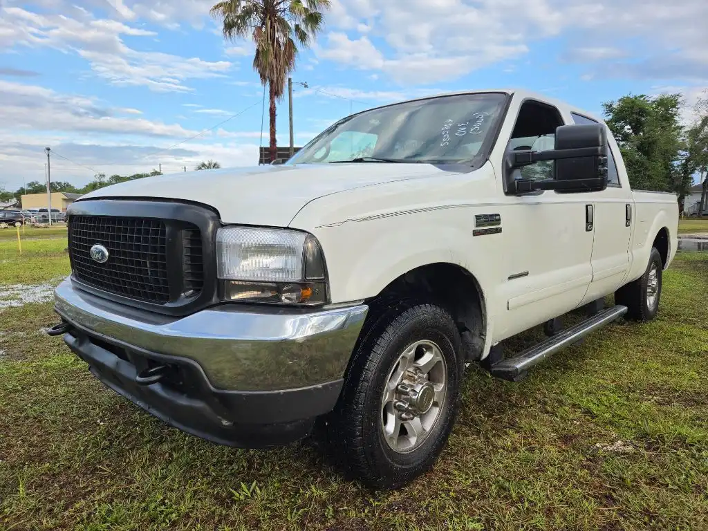 2001 Ford F-250 Lariat Crew Cab SWB's photo