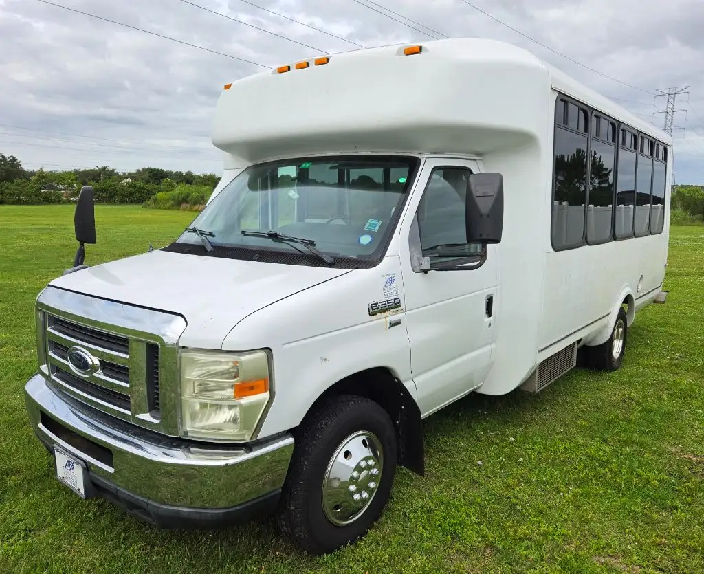 2012 Ford E-Series undefined photo 1