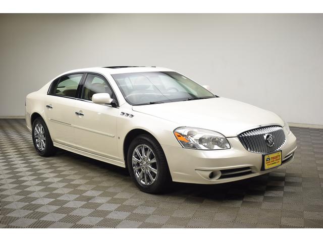 2010 Buick Lucerne's photo