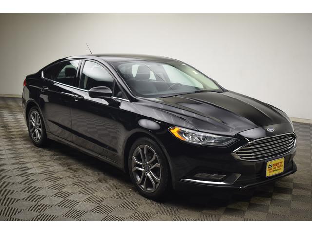 2017 Ford Fusion SE FWD's photo