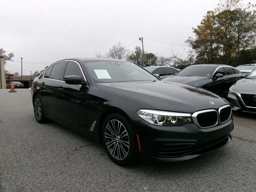 2020 BMW 5 Series 540i Sedan's photo