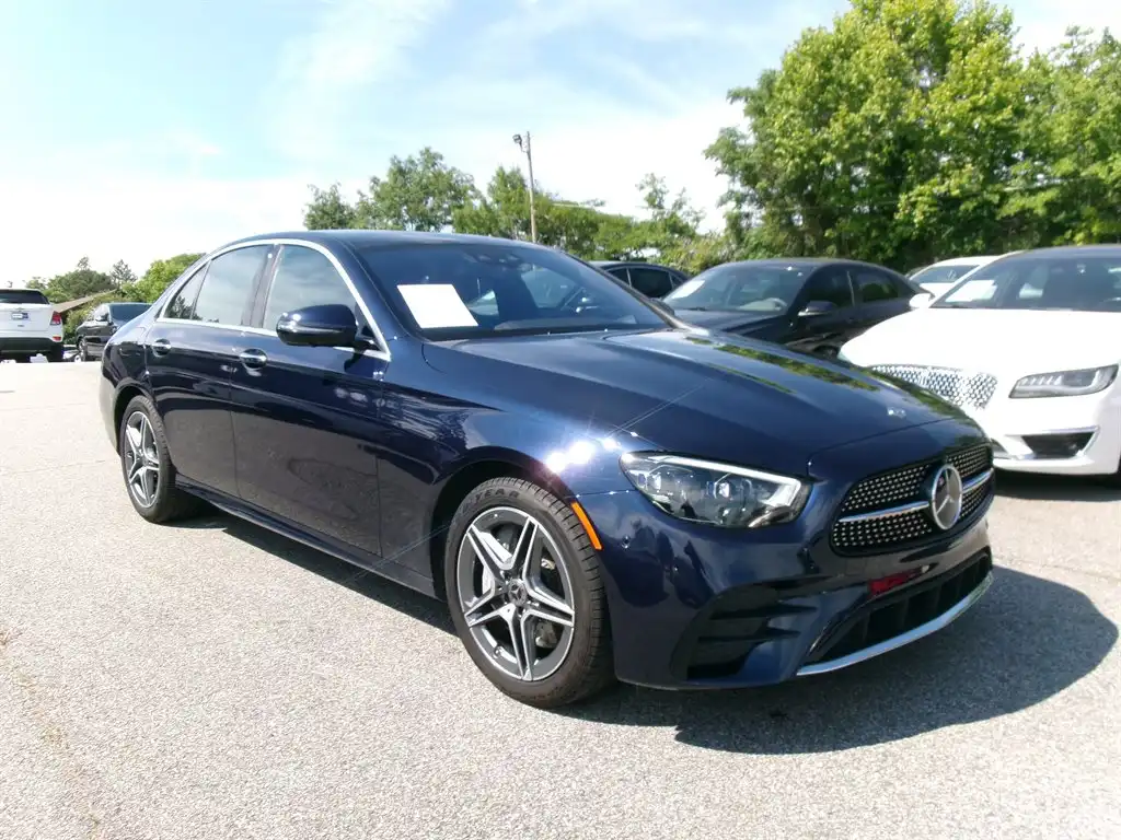 2021 Mercedes-Benz E-Class E350's photo