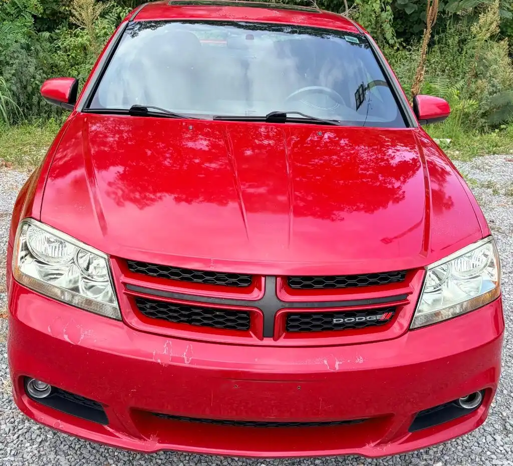2013 Dodge Avenger SXT's photo