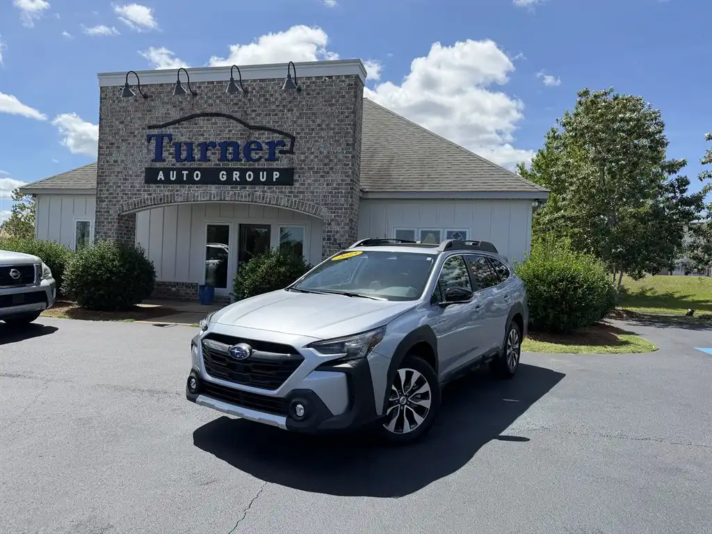 2025 Subaru Outback Limited XT's photo