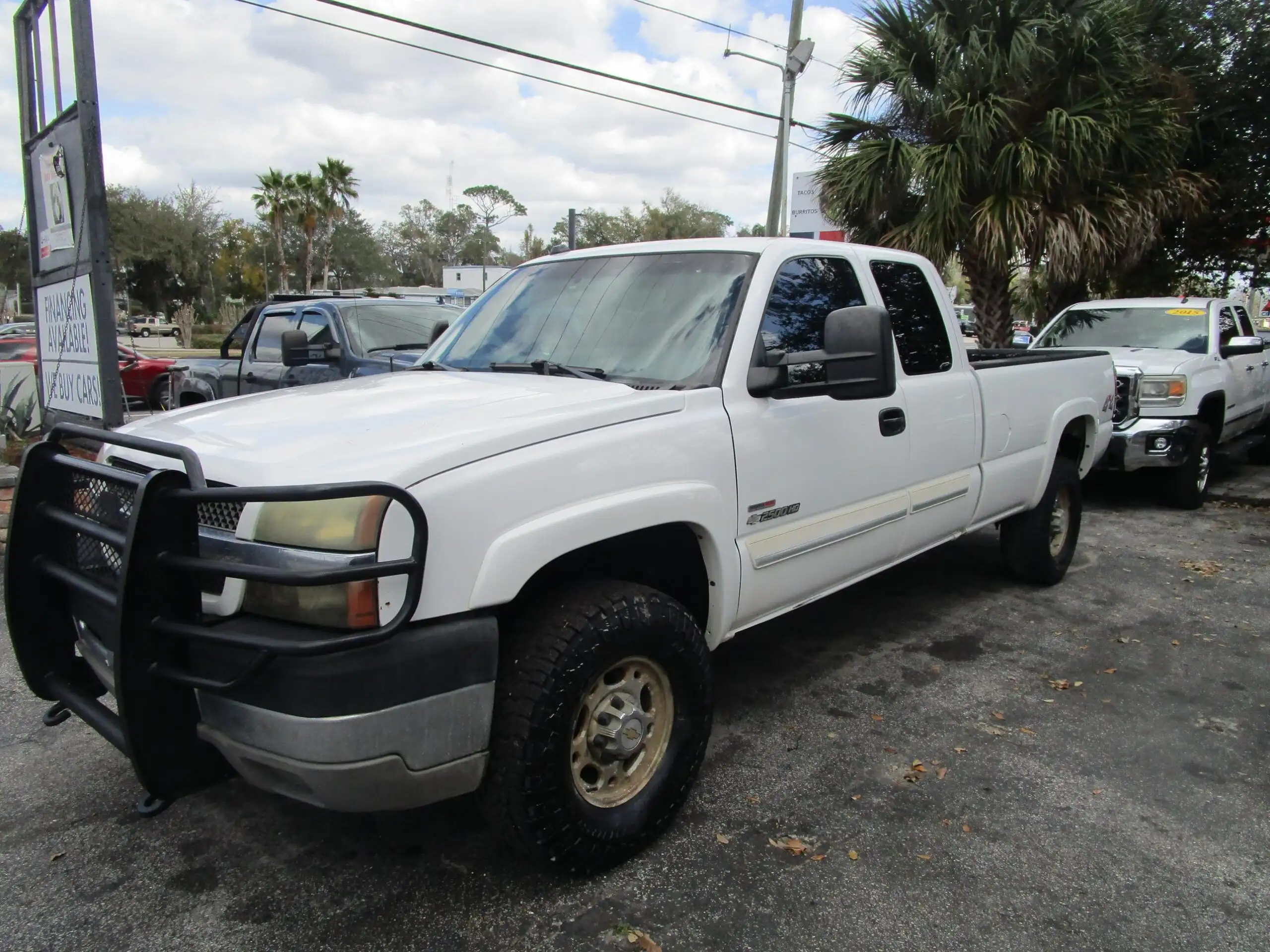 2004 Chevrolet Silverado HD LS 4WD Extended Cab SWB's photo