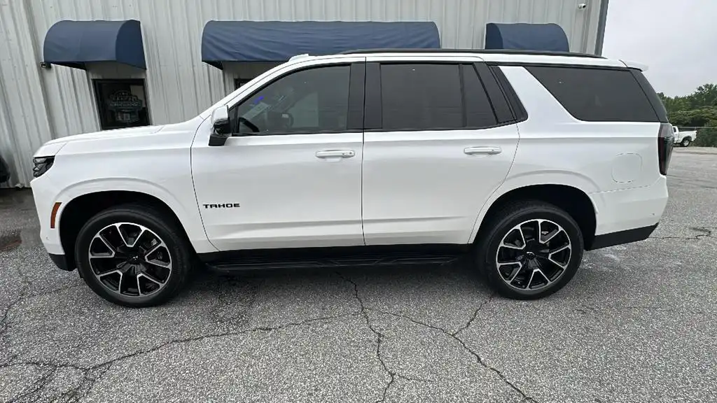 2025 Chevrolet Tahoe RST 2WD's photo