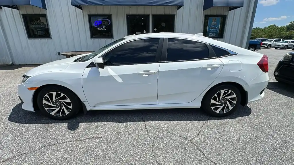 2018 Honda Civic EX CVT's photo