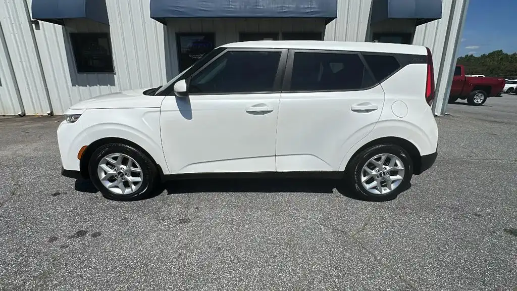 2020 Kia Soul 2.0 S IVT's photo