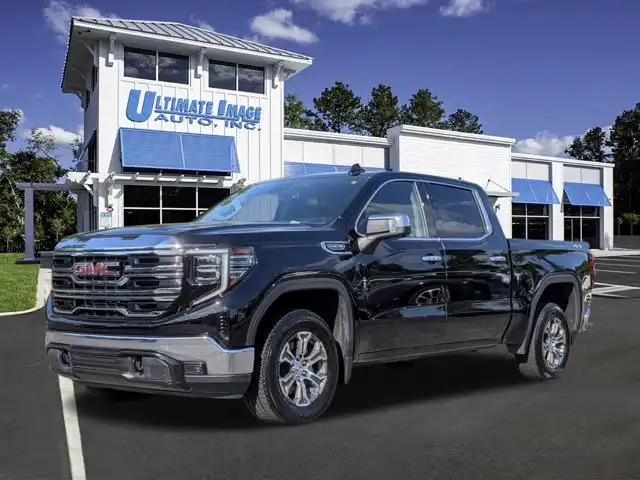2025 GMC Sierra SLT 4WD Crew Cab Short Box's photo