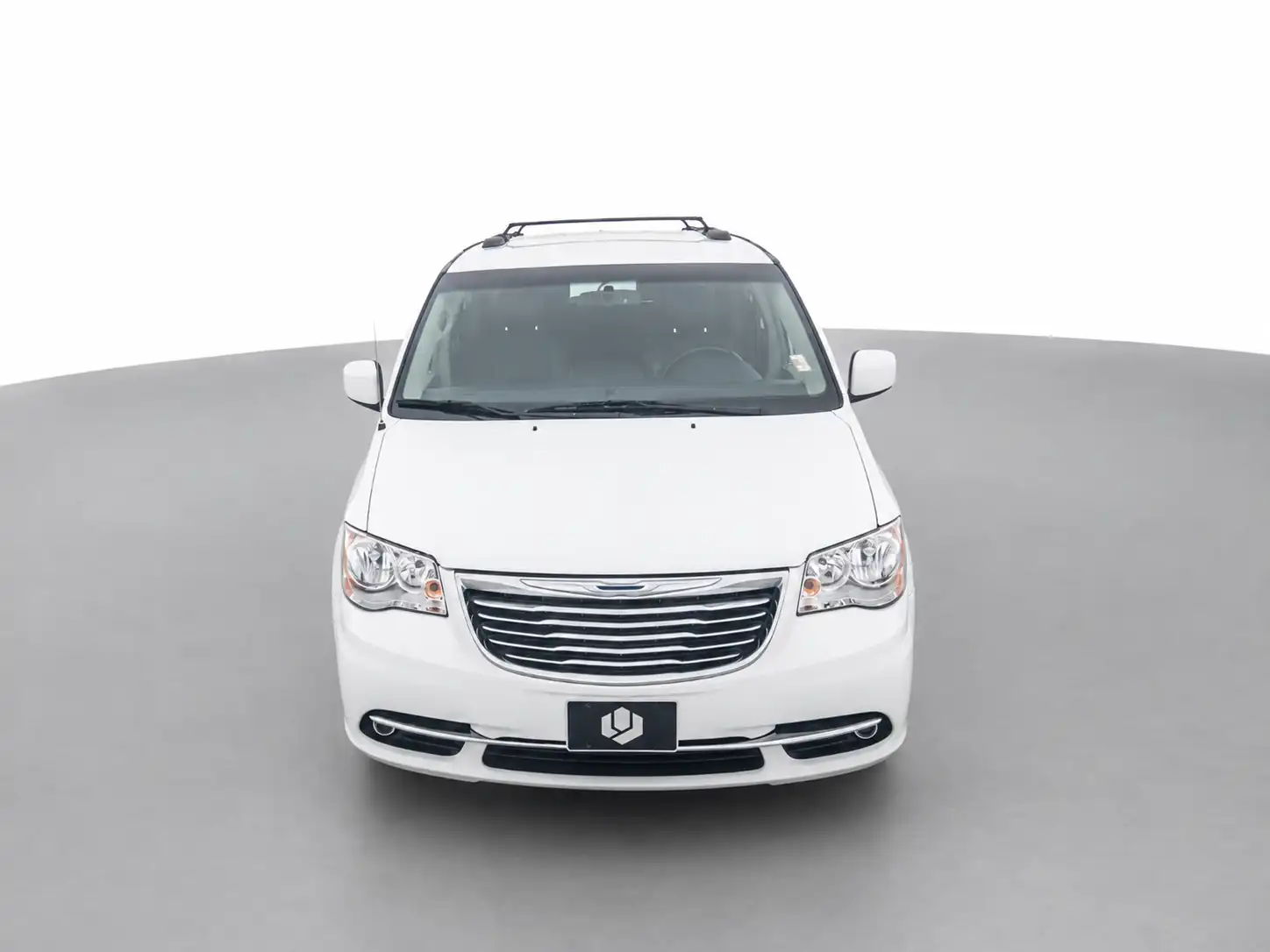 2016 Chrysler Town & Country Touring's photo