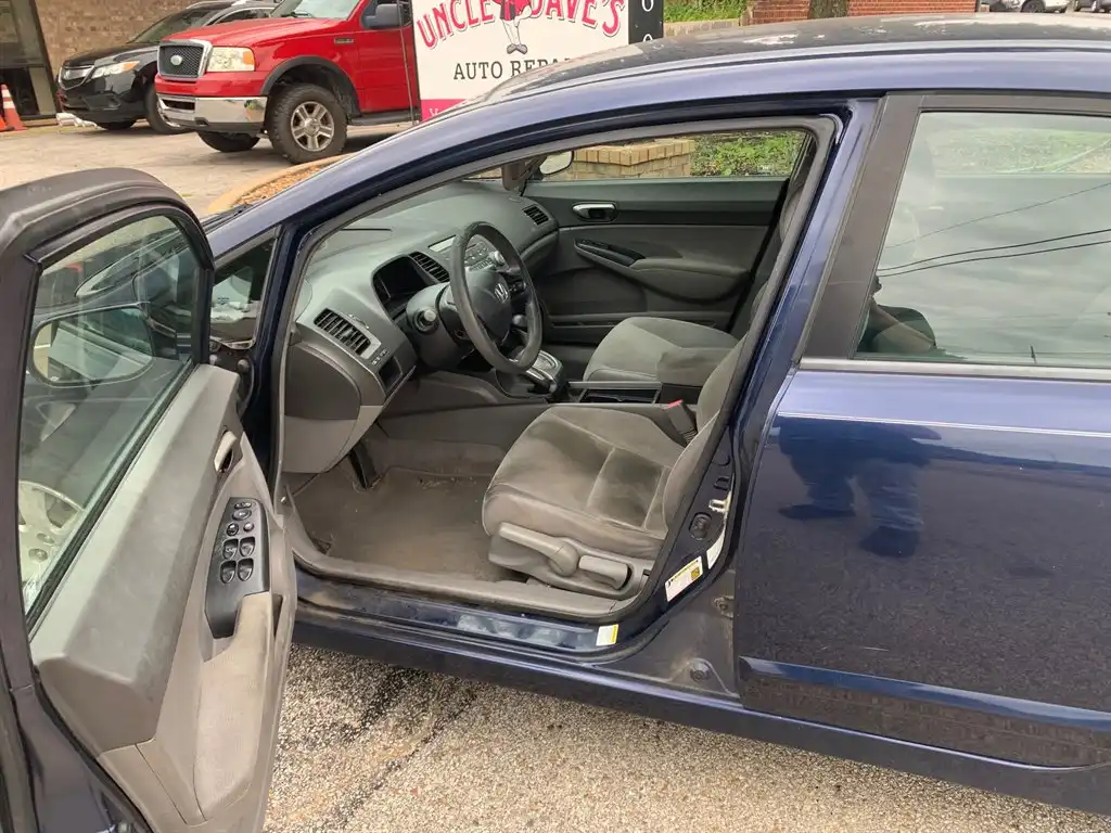 2007 Honda Civic LX 5AT's photo