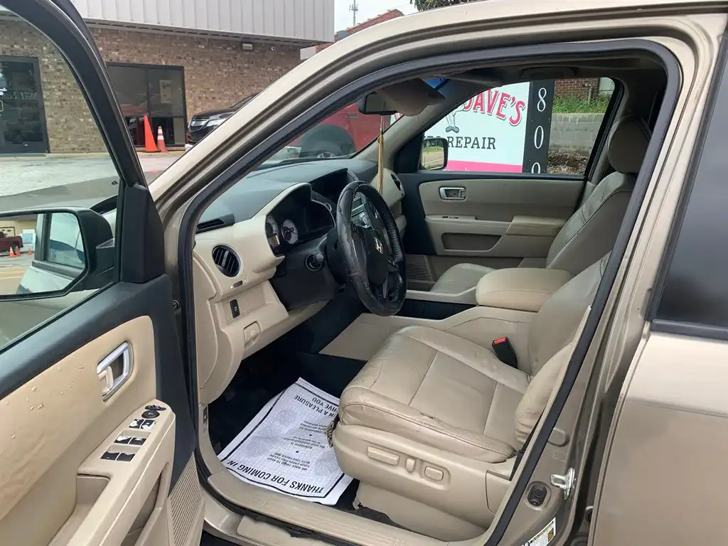 2011 Honda Pilot EX-L's photo