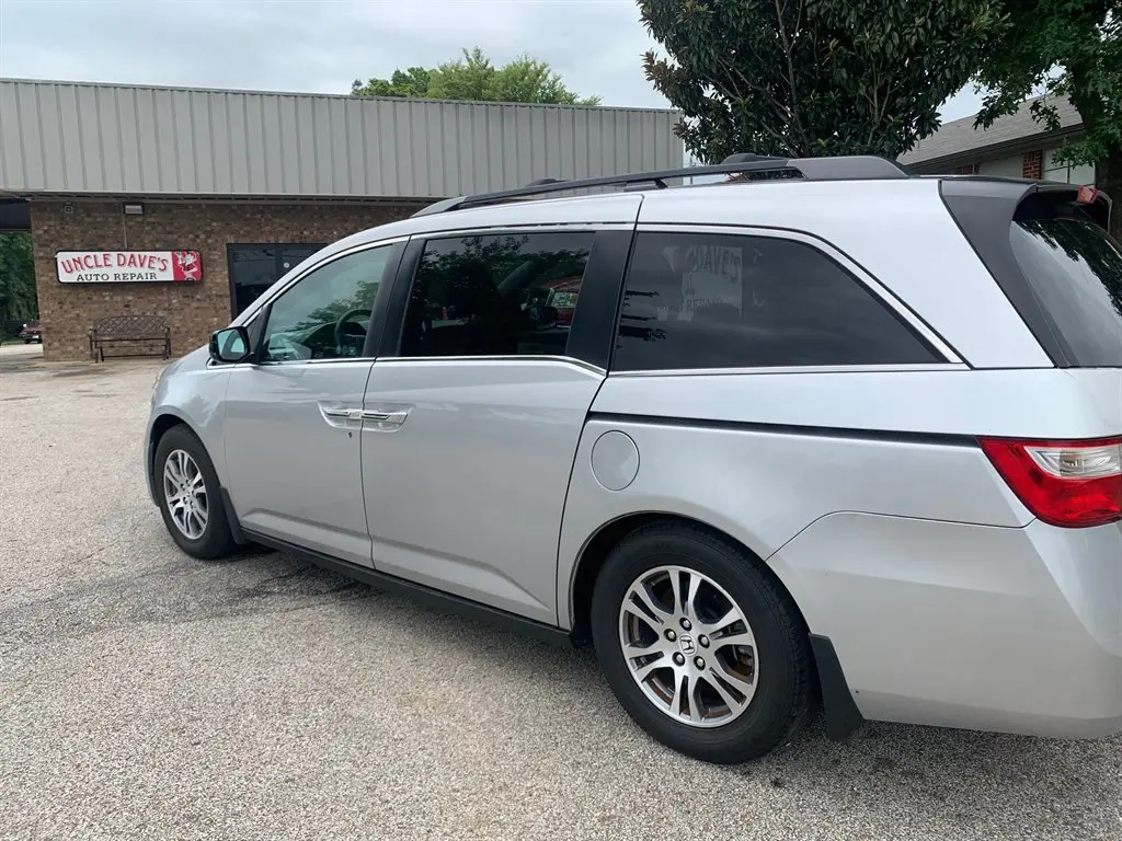 2012 Honda Odyssey EX photo 5