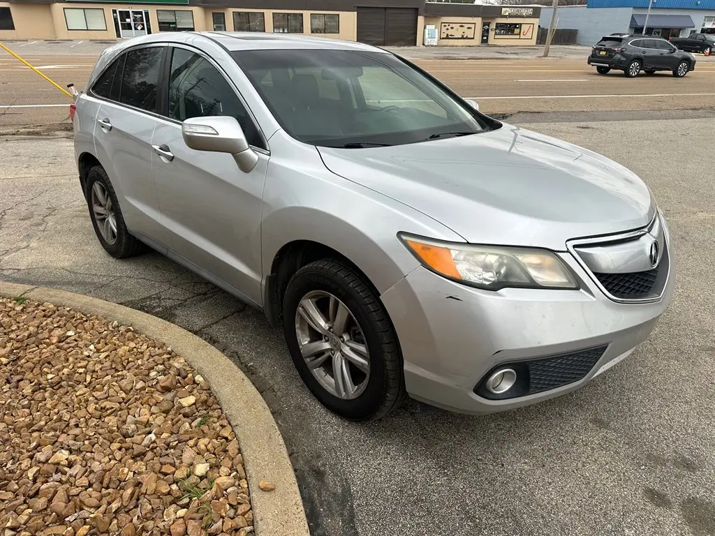 Vehicle Image 2