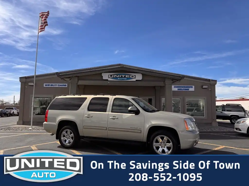 2012 GMC Yukon SLT 4WD 1/2 Ton (4SA)'s photo