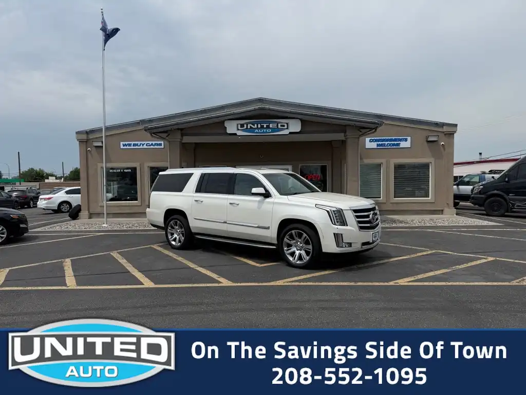 2015 Cadillac Escalade ESV Luxury AWD's photo