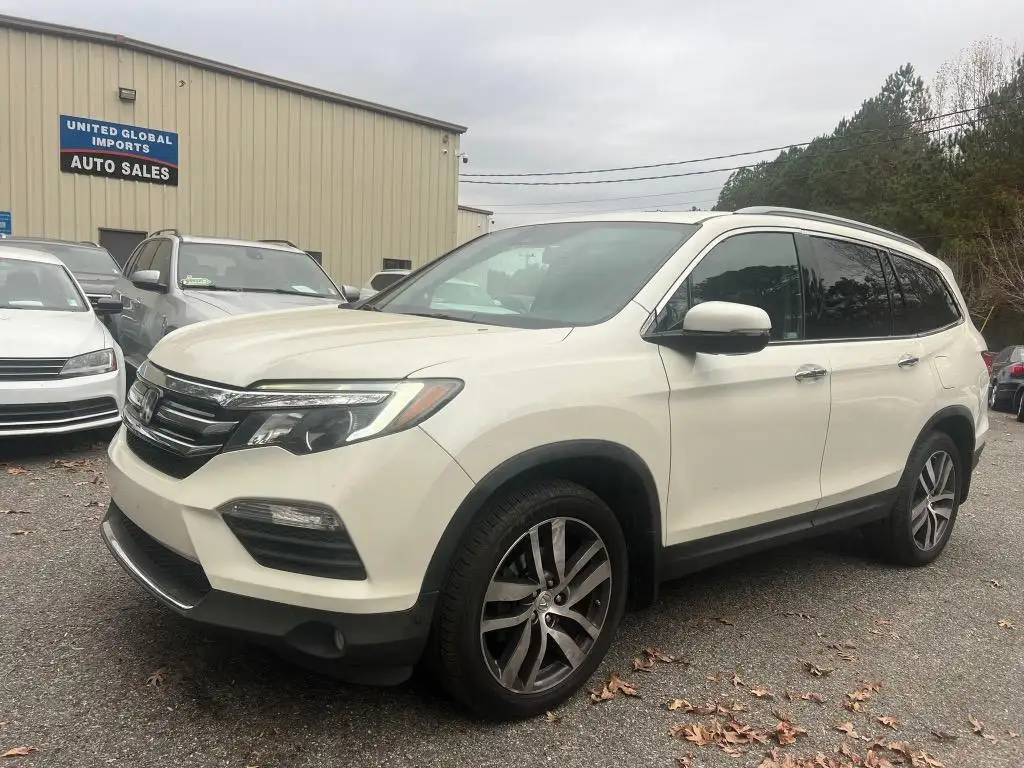 2018 Honda Pilot Touring 4WD's photo