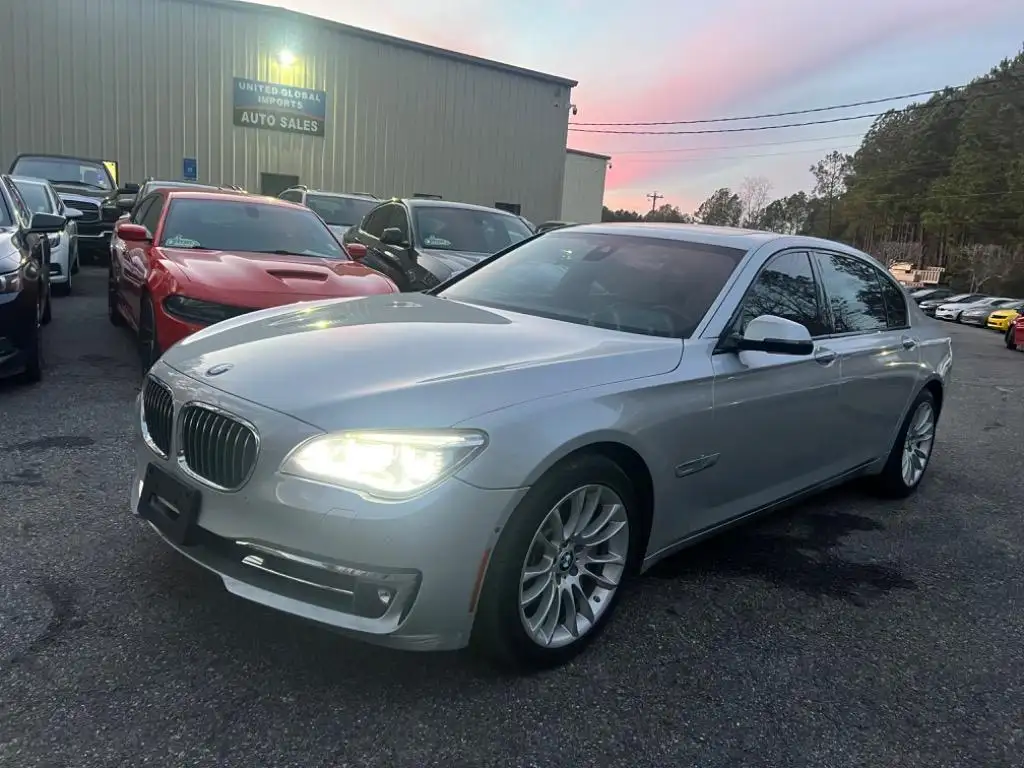 2014 BMW 7 Series 750Li xDrive's photo