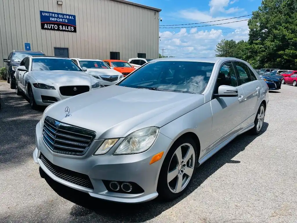 2010 Mercedes-Benz E-Class E350 Sport's photo