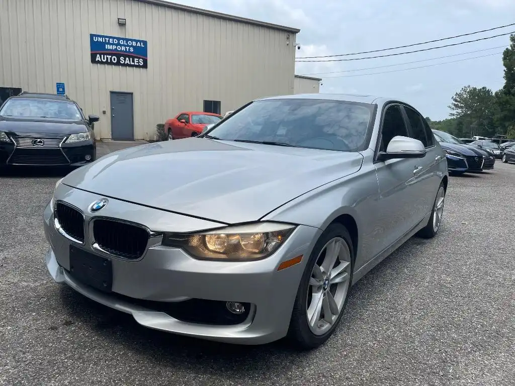 2015 BMW 3 Series 328i Sedan's photo