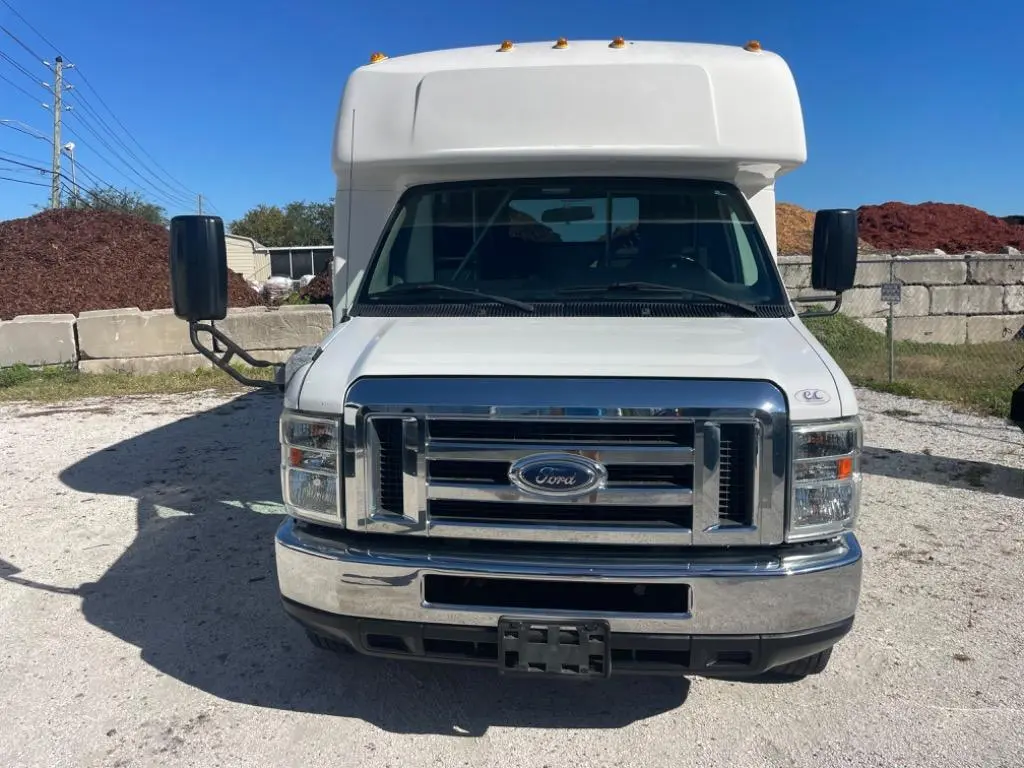 2012 Ford E-Series undefined photo 3
