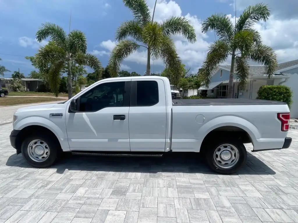 2018 Ford F-150 XL SuperCab 8 Box's photo
