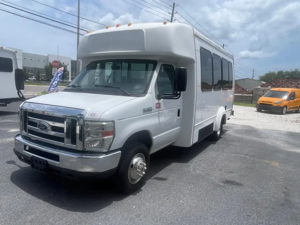 2012 Ford E-Series undefined photo 4
