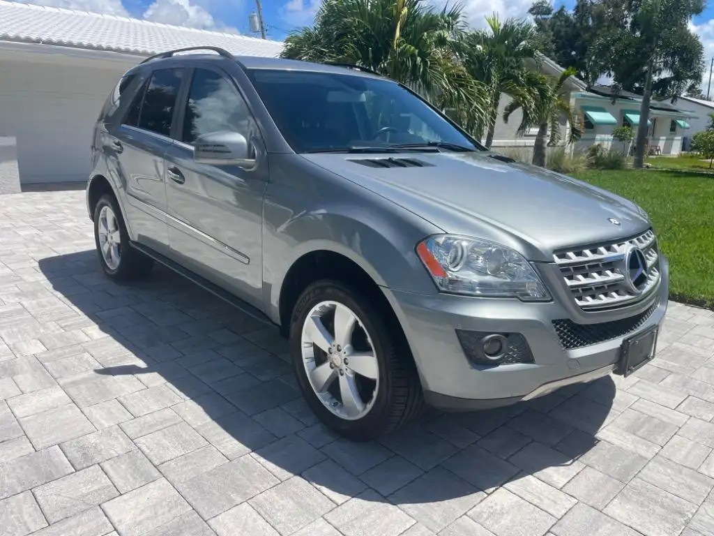 2011 Mercedes-Benz M-Class ML350 4MATIC's photo
