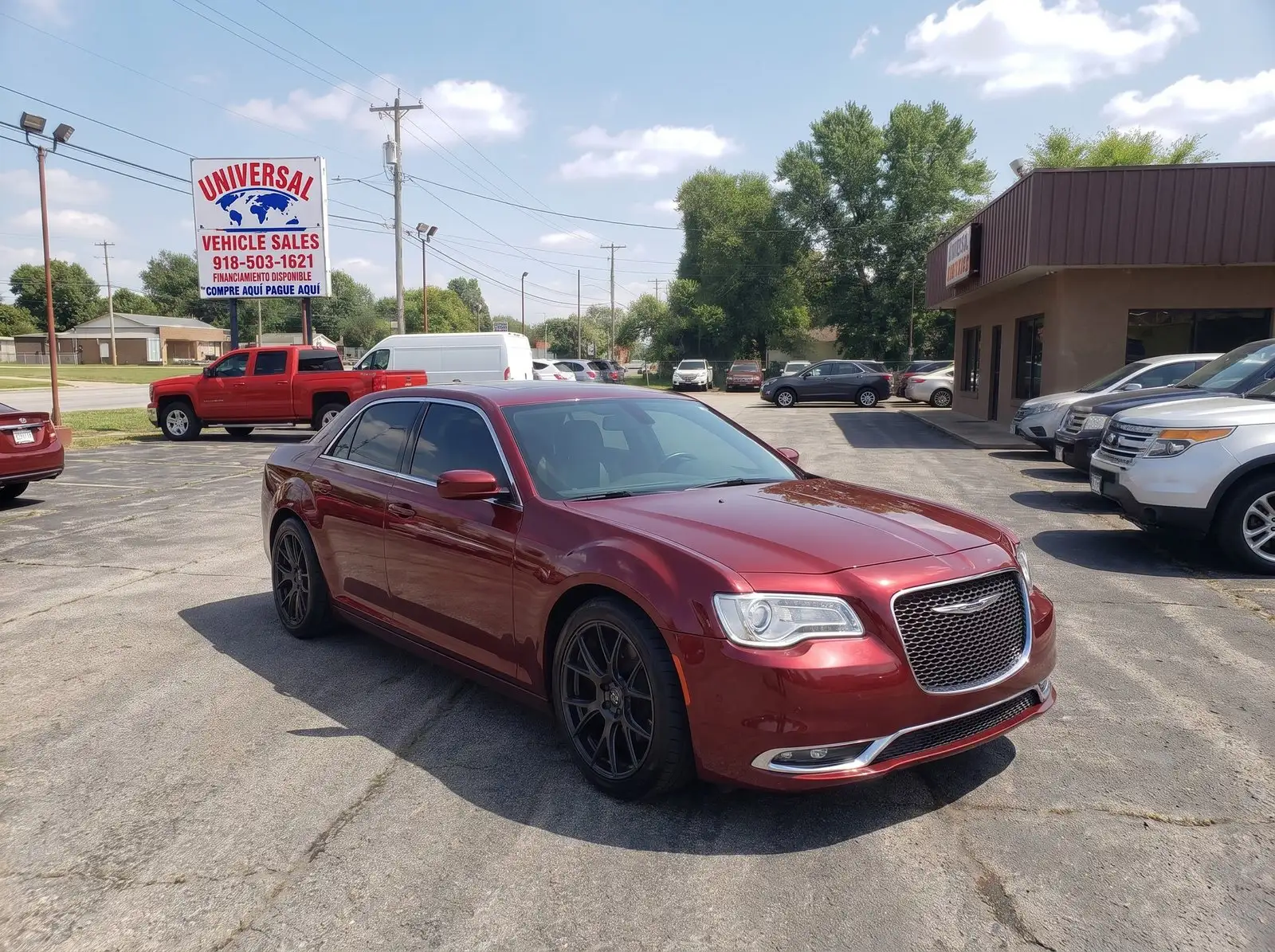 2016 Chrysler 300 C's photo
