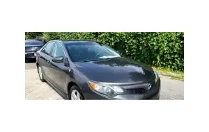 2013 Toyota Camry 2.5 Auto SE's photo