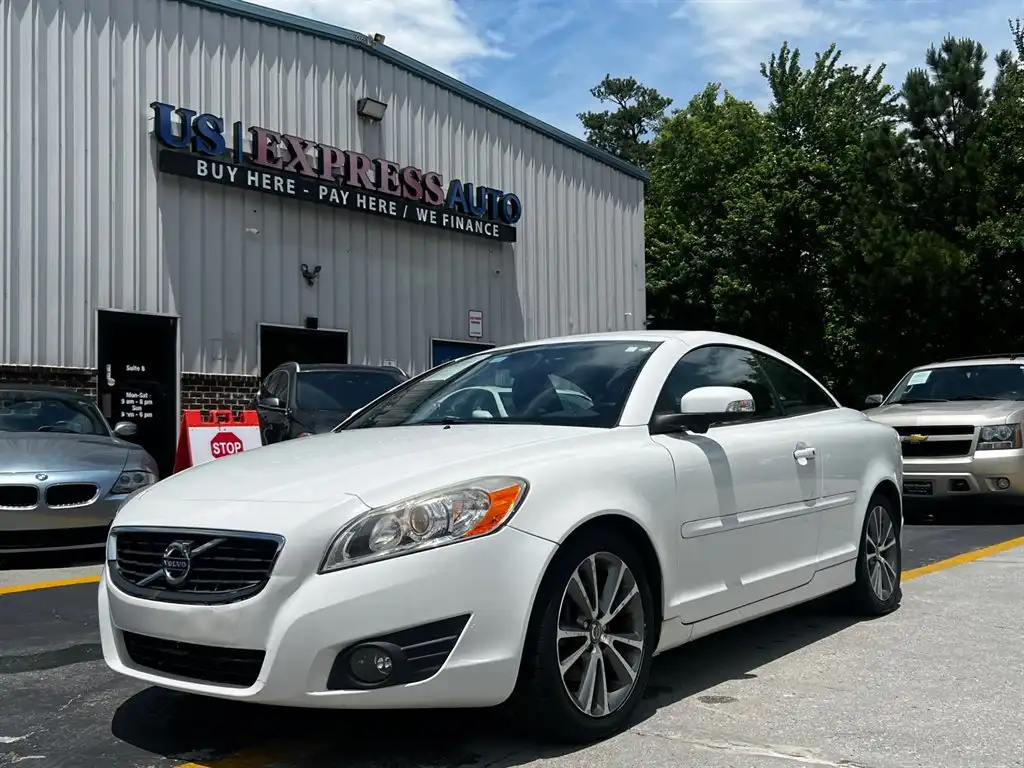 2012 Volvo C70 T5's photo