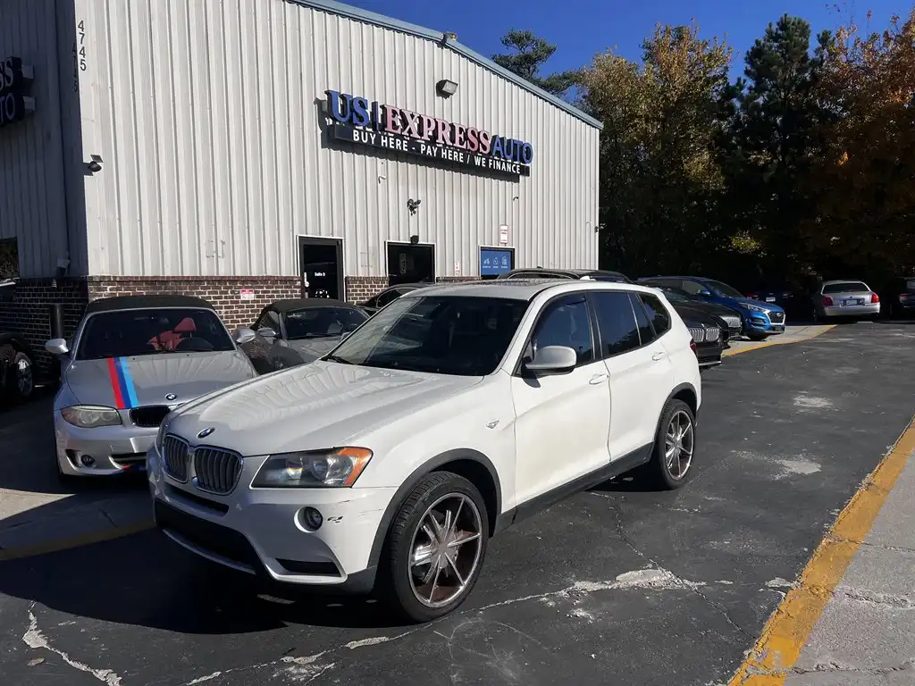 2011 BMW X3 xDrive28i's photo