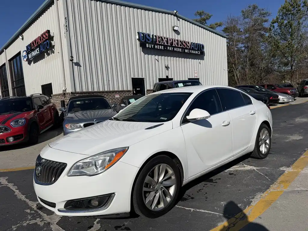 2016 Buick Regal Base's photo
