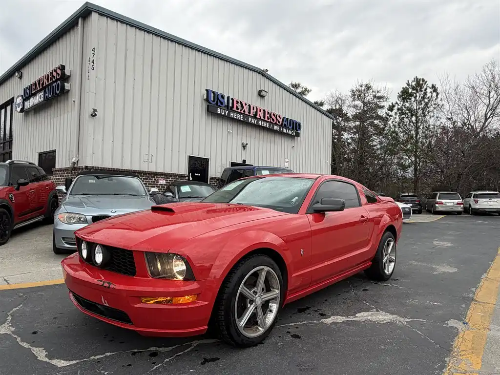 2007 Ford Mustang GT Deluxe's photo