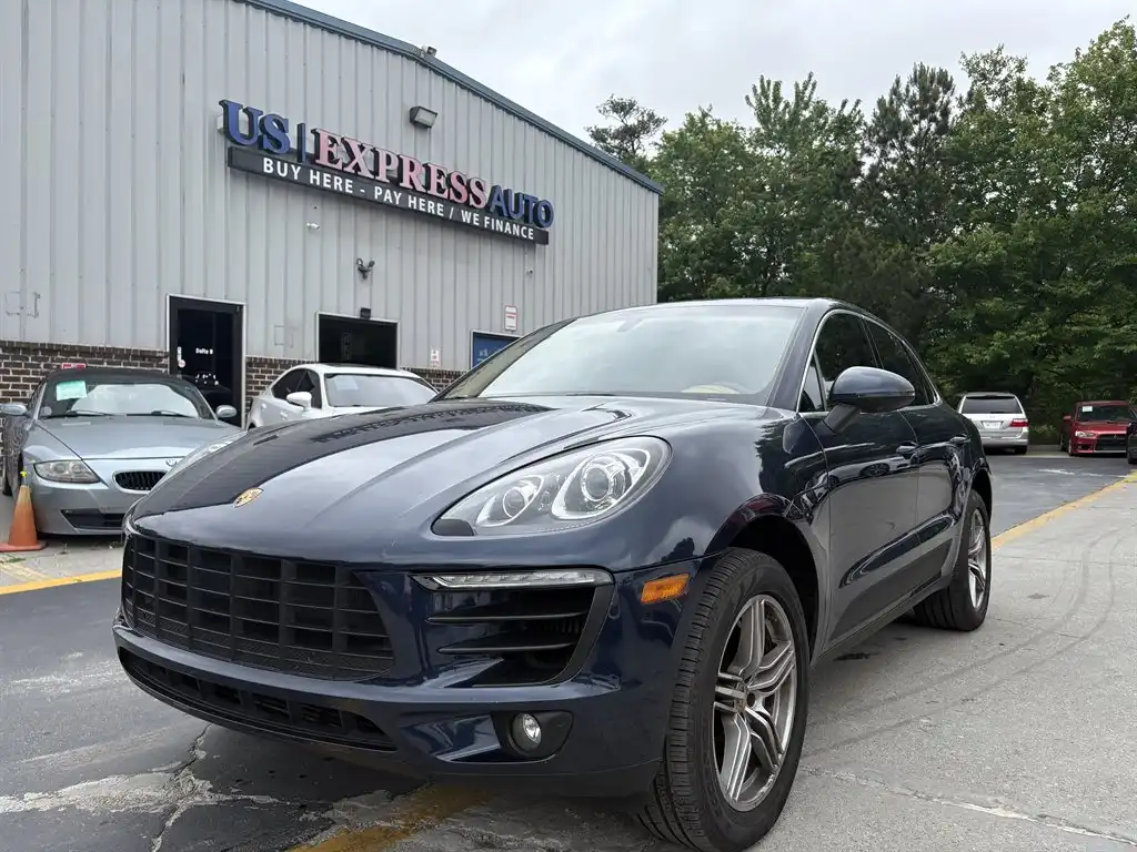 2016 Porsche Macan S's photo