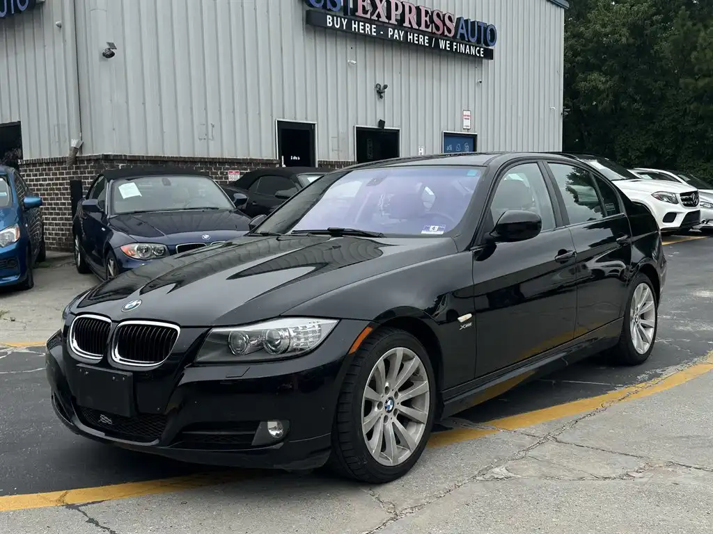 2011 BMW 3 Series 328i xDrive Sedan SULEV's photo