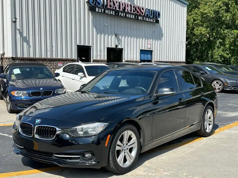 2016 BMW 3 Series 328i Sedan's photo