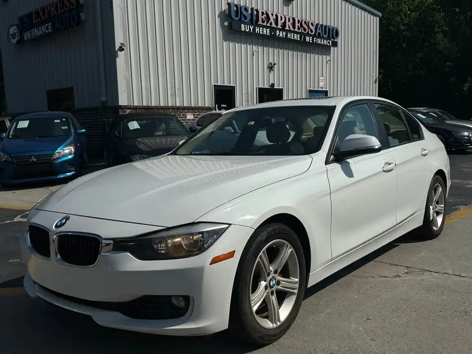 2014 BMW 3 Series 328i Sedan's photo