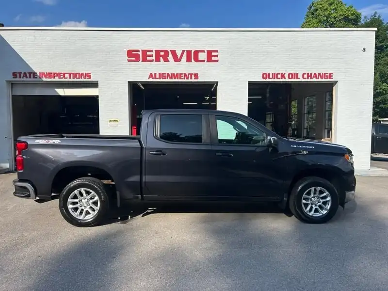2024 Chevrolet Silverado 1500 LT 2FL 4X4 Crew Cab Short Box's photo