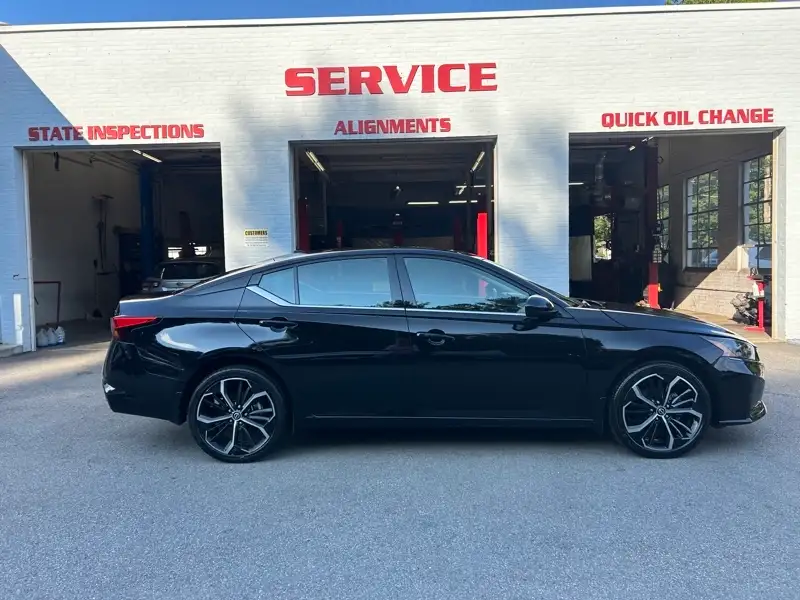 2023 Nissan Altima 2.5 SR AWD's photo
